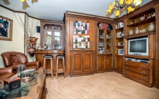 VENTA CHALET Y APARTAMENTOS REF: 31374